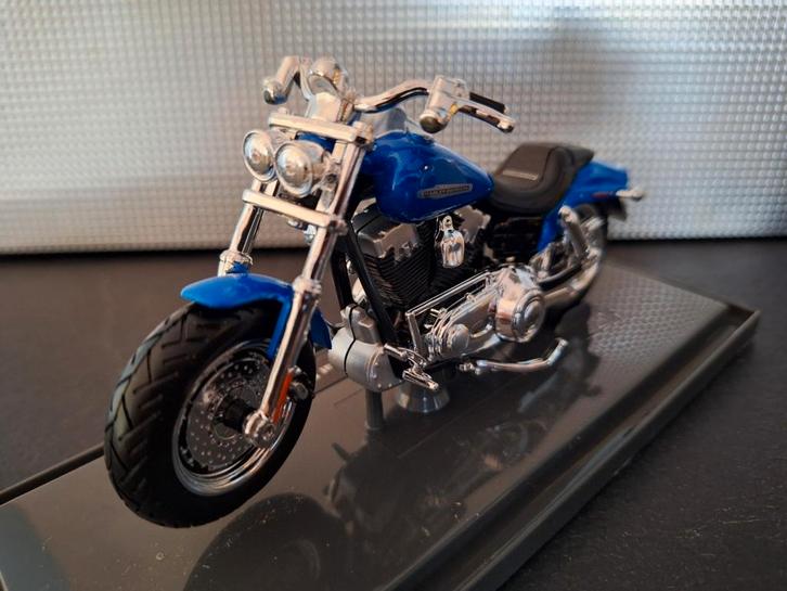 Harley-Davidson FXDFSE CVO Fat Bob 2009 Schaal 1:18, Hobby en Vrije tijd, Modelauto's | 1:18, Nieuw, Motor, Maisto, Ophalen of Verzenden