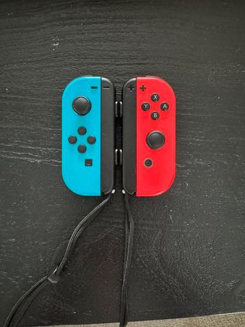 Nintendo Switch Joy-Con Rood/Blauw beschikbaar voor biedingen