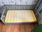 Grijs peuterbed van Petite Amelie, Ophalen, Gebruikt, 70 tot 85 cm, 140 tot 160 cm