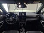 Toyota Yaris Cross 1.5 Hybrid 130 pk Team D | winter pack |, Stof, Gebruikt, Zwart, Met garantie (alle)