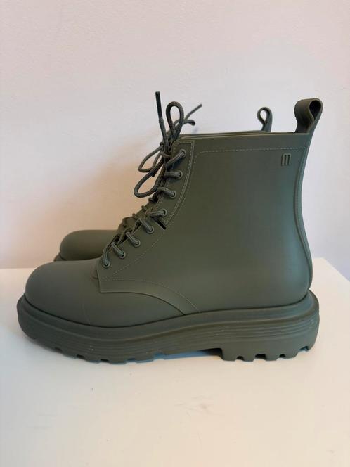 Melissa enkellaarzen maat 44 NIEUW!, Kleding | Dames, Schoenen, Nieuw, Lage of Enkellaarzen, Groen, Ophalen of Verzenden
