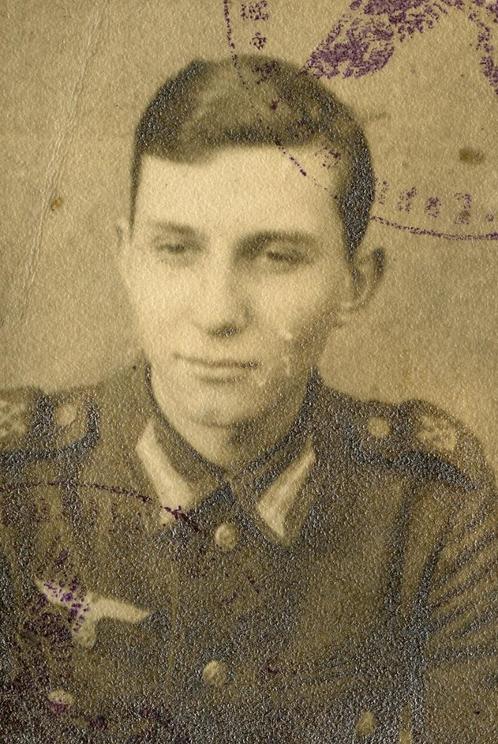 WO2 Soldbuch Kriegsmarine Kassel 1945 Volksgrenadier, Verzamelen, Militaria | Tweede Wereldoorlog, Landmacht, Foto of Poster, Duitsland