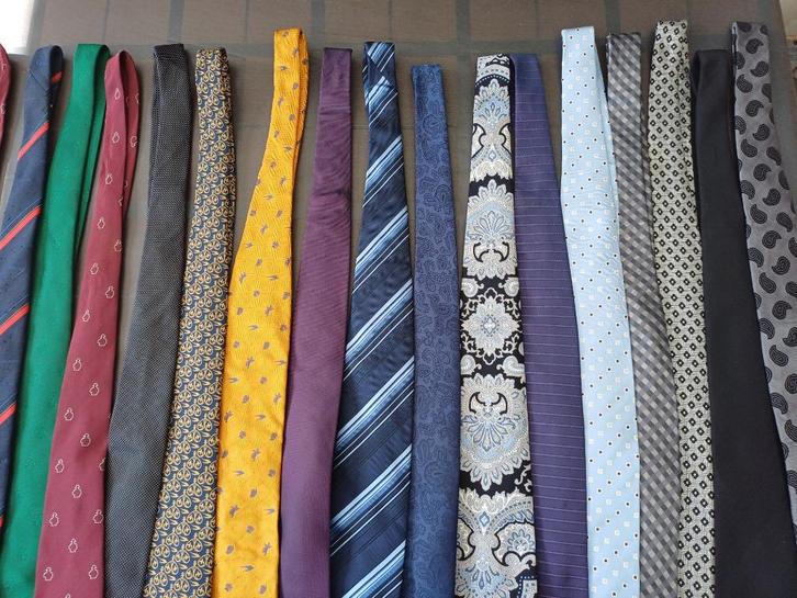 Stropdassen met en zonder logo, Kleding | Heren, Stropdassen, Zo goed als nieuw, Met patroon, Overige kleuren, Ophalen of Verzenden