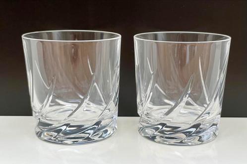 Twee mooie zware retro whiskey glazen, kristal., Verzamelen, Glas en Borrelglaasjes, Gebruikt, Overige typen, Ophalen of Verzenden