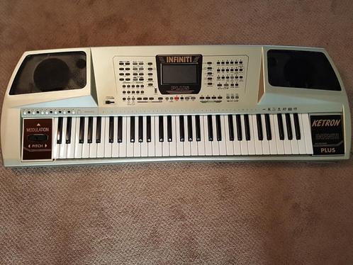 Ketron Vega Oriental, Muziek en Instrumenten, Keyboards, Nieuw, 61 toetsen, Overige merken, Aanslaggevoelig, Met standaard, Midi-aansluiting