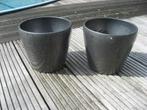 twee grijze aardewerk bloempotten van Scheurich, Tuin en Terras, Bloempotten, Verzenden, Rond, Binnen, Zo goed als nieuw