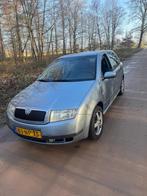 Skoda Fabia 1.4 55KW 2004 Grijs, Auto's, Voorwielaandrijving, 4 cilinders, Origineel Nederlands, Particulier