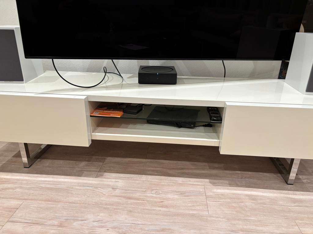 TV meubel wit met poten chroom, Gebruikt, 150 tot 200 cm, Minder dan 100 cm, Modern