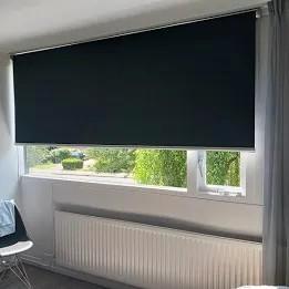 Zwart Rolgordijn 120 tot 220cm breed Verschillende Maten!! beschikbaar voor biedingen