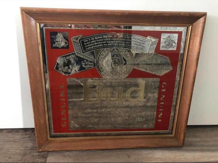 💝 Vintage BUD BUDWEISER bier reclame spiegel in lijst hout, Verzamelen, Biermerken, Zo goed als nieuw, Reclamebord, Plaat of Schild