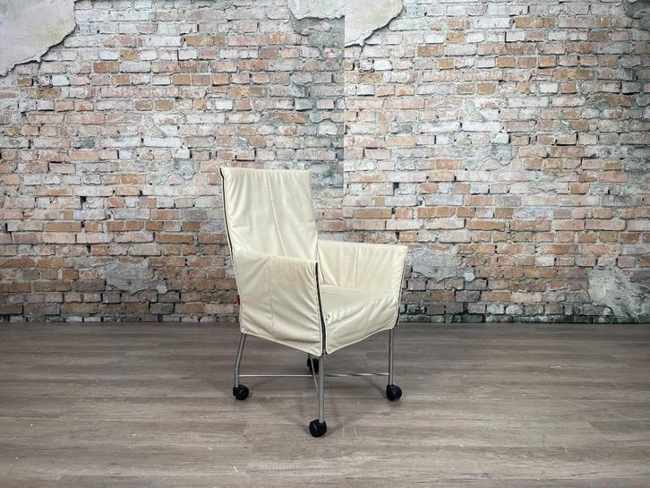 Montis Chaplin beige bij TheReSales, Huis en Inrichting, Stoelen, Zo goed als nieuw, Vier, Leer, Metaal, Overige kleuren, Ophalen of Verzenden