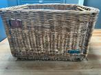 Vintage mand, Huis en Inrichting, Woonaccessoires | Schalen en Manden, Ophalen, Gebruikt, Rechthoekig, Riet