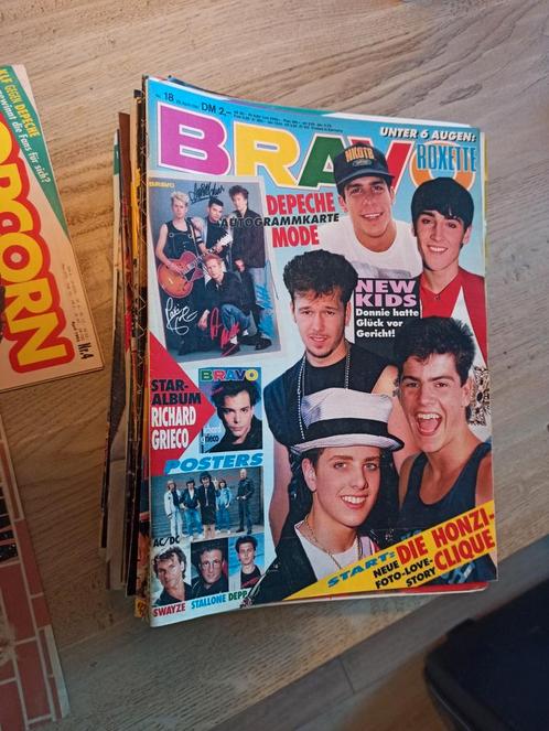 Verzameling 38x muziekbladen kranten Bravo Popcorn jaren 80., Verzamelen, Tijdschriften, Kranten en Knipsels, Tijdschrift, 1980 tot heden