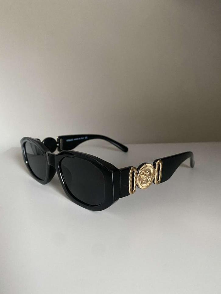 Versace zonnebril, Sieraden, Tassen en Uiterlijk, Zonnebrillen en Brillen | Heren, Nieuw, Zonnebril, Overige merken, Zwart, Verzenden