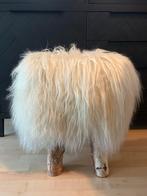 Kruk witte schapenvacht, Ophalen, Zo goed als nieuw, Hout
