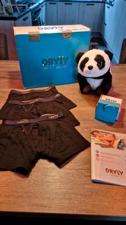 Dryly plaswekker compleet met 3 broekjes maat 134/140, Kinderen en Baby's, Kinderkleding | Maat 134, Zo goed als nieuw, Jongen of Meisje