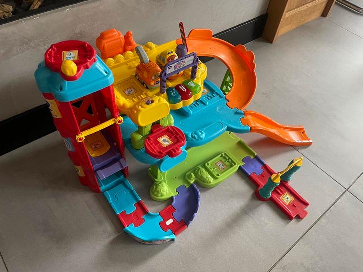 Vtech toet toet garage, Kinderen en Baby's, Speelgoed | Vtech, Gebruikt, 2 tot 4 jaar, Ophalen