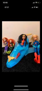 Barbie superhelden pakket nog als nieuw, Kinderen en Baby's, Speelgoed | Poppen, Ophalen of Verzenden, Zo goed als nieuw