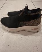 Skechers Arch Fit, Ophalen of Verzenden, Zo goed als nieuw, Sneakers of Gympen