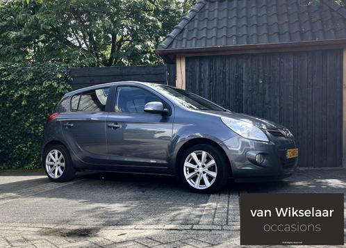 Hyundai i20 1.4i i-Motion AUTOMAAT 2010 - DEALERONDERHOUDEN, Auto's, Hyundai, Bedrijf, Te koop, i20, ABS, Airbags, Airconditioning