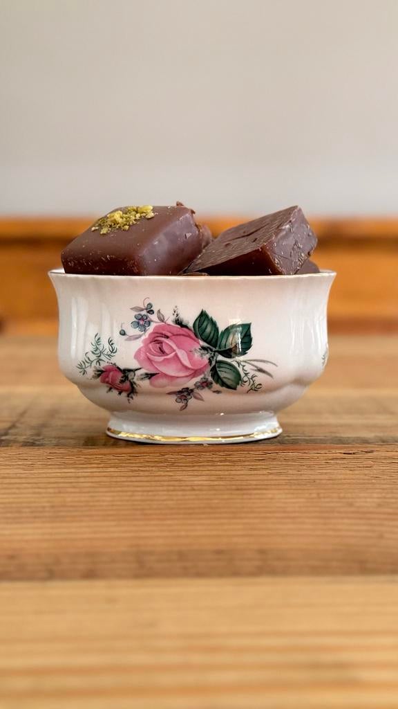 Royal Adderley Vintage Schaaltje Roos Goud, Gebruikt, Porselein of Keramiek, Schaal, Rond