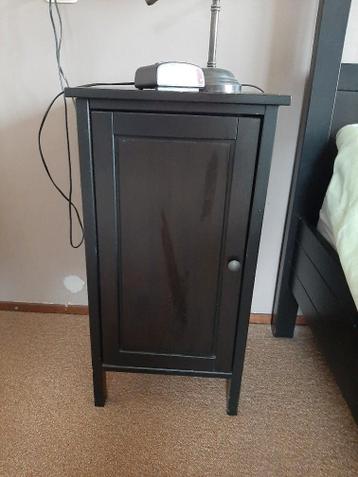 Ikea Hemnes Bed 180 x 200 en nachtkasje in het bruin - afbeelding 6