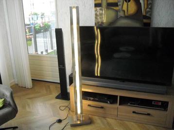 Dimbare staande ledlamp,Italiaans design beschikbaar voor biedingen