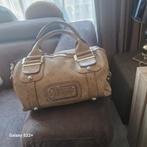 Mooie Guess Handtas - Taupe, Sieraden, Tassen en Uiterlijk, Tassen | Damestassen, Ophalen of Verzenden, Zo goed als nieuw, Beige