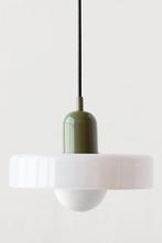 Design hanglamp: Bauhaus lamp van wit glas, Huis en Inrichting, Lampen | Hanglampen, Ophalen, Nieuw, Glas, Minder dan 50 cm