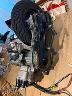 Hexa blok 180 cc stage 3 dooe ddl, Fietsen en Brommers, Ophalen of Verzenden, Zo goed als nieuw, Blok, Piaggio