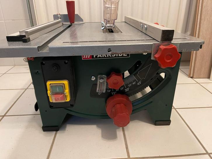 Parkside Mobiele Zaagtafel PMTS 210 A1, Doe-het-zelf en Verbouw, Gereedschap | Zaagmachines, Gebruikt, Cirkelzaag, 1200 watt of meer