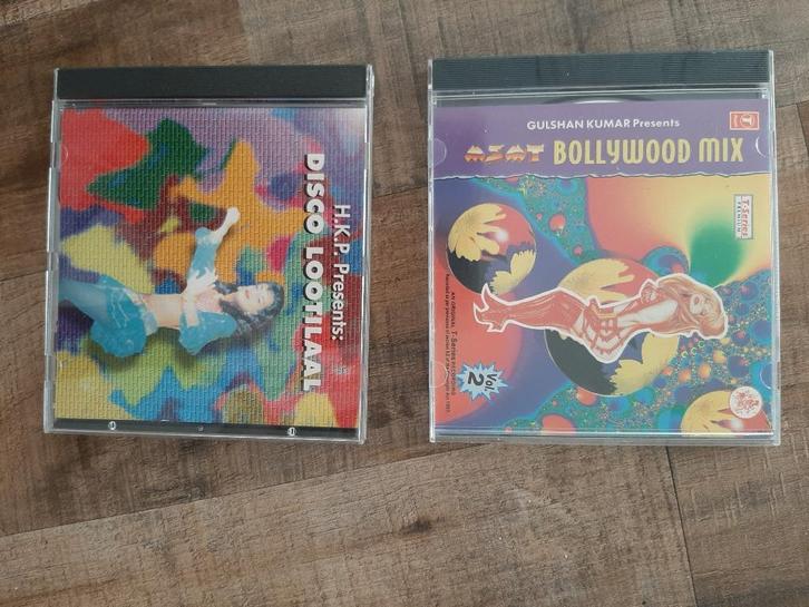 Twee gezellig kleurrijke CD'S BOLLYWOOD MIX/DISCO LOOTILAAL, Cd's en Dvd's, Cd's | Wereldmuziek, Zo goed als nieuw, Latijns-Amerikaans
