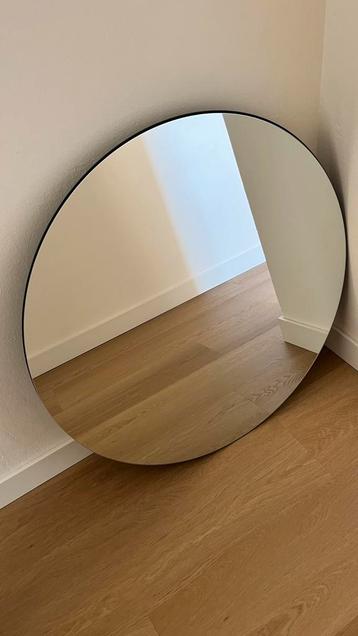 Ronde Spiegel (80cm) met LED beschikbaar voor biedingen