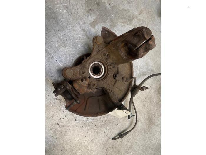 Fusee rechts-voor van een Volkswagen Golf, Auto-onderdelen, Ophanging en Onderstel, Volkswagen, Gebruikt, 3 maanden garantie, Ophalen of Verzenden