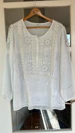Prachtige blouse ! Broderie werk, Ophalen of Verzenden