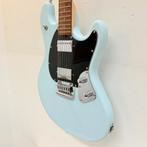 Sterling Guitars Stingray by Music Man - Daphne Blue, Muziek en Instrumenten, Snaarinstrumenten | Gitaren | Elektrisch, Flex Ltd.