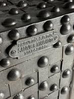 Franse brandkast kluis 20e eeuw replica, Ophalen, Zo goed als nieuw