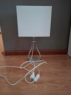 Tafel lamp mat zilver met witte/stoffe lampenkap, Ophalen of Verzenden, Gebruikt, Kunststof, 75 cm of meer