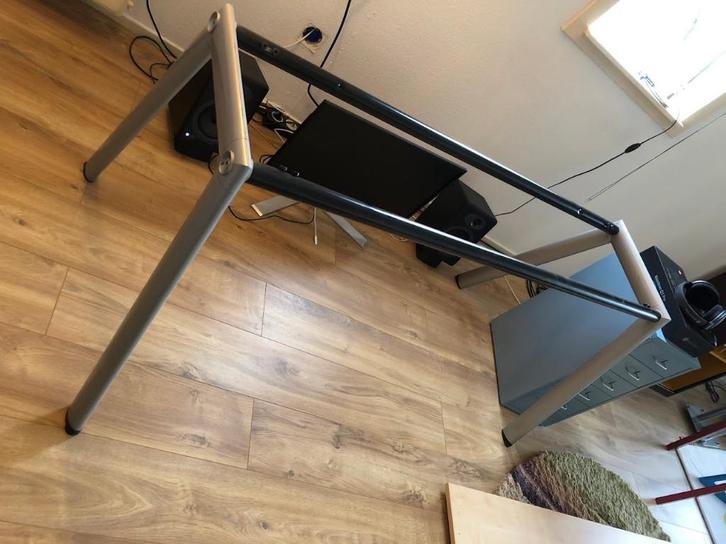 gispen onderstel voor bureau (met of zonder blad van 160x80), Huis en Inrichting, Bureaus, Gebruikt, Bureau, Ophalen