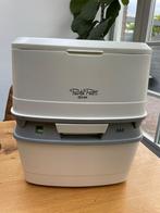 Porta Potti Qube 365 - Draagbaar Toilet, Caravans en Kamperen, Kampeeraccessoires, Ophalen of Verzenden, Zo goed als nieuw