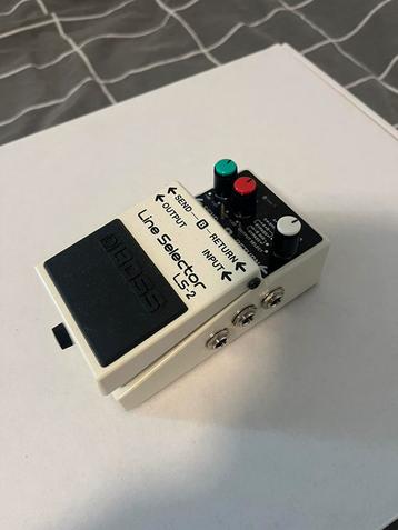 BOSS LS-2 line selector pedal beschikbaar voor biedingen