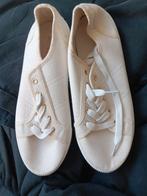 Amisu Beige Schoenen Maat 39 - Zo Goed Als Nieuw!, Kleding | Dames, Schoenen, Beige, Ophalen of Verzenden, Amisu, Sneakers of Gympen