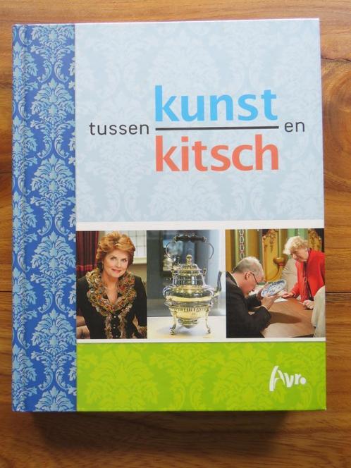 Tussen kunst en kitsch boek, Boeken, Hobby en Vrije tijd, Zo goed als nieuw, Overige onderwerpen, Ophalen of Verzenden