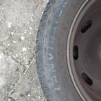 2 winterbanden op velg, Auto-onderdelen, Banden en Velgen, Ophalen, 15 inch, Banden en Velgen, Winterbanden