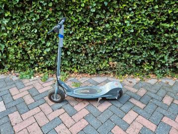 Razor E300s elektrische step beschikbaar voor biedingen