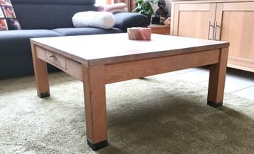 salontafel beschikbaar voor biedingen