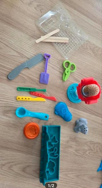 Play-Doh Kappers Set + Extra Accessoires & Klei beschikbaar voor biedingen
