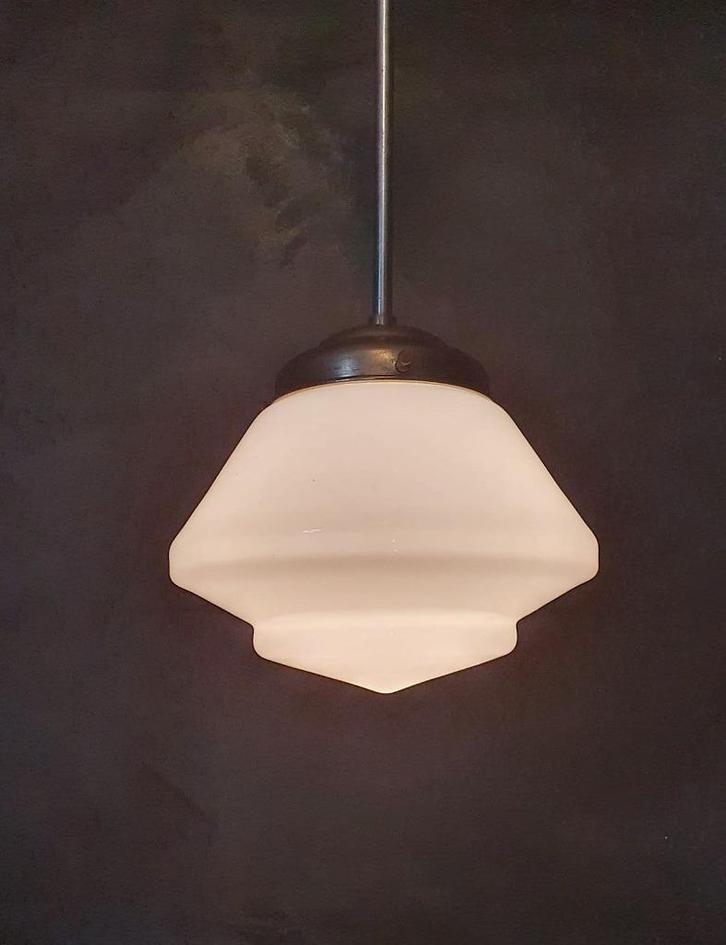 Vintage Art Deco Glazen Conische Hanglamp / Schoollamp, Huis en Inrichting, Lampen | Hanglampen, Gebruikt, Minder dan 50 cm, Glas