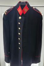 Militair jas, broek en onderscheiding, Verzamelen, Ophalen