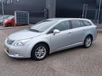 Toyota Avensis wagon 1.8 VVTi Comfort Airco Trekhaak Nw APK, Euro 5, 4 cilinders, Handgeschakeld, Grijs
